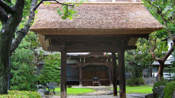 命徳寺　山門
